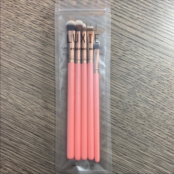 LUXIE EYECONIC EYE SET - ROSE GOLD - Picture 3 of 4